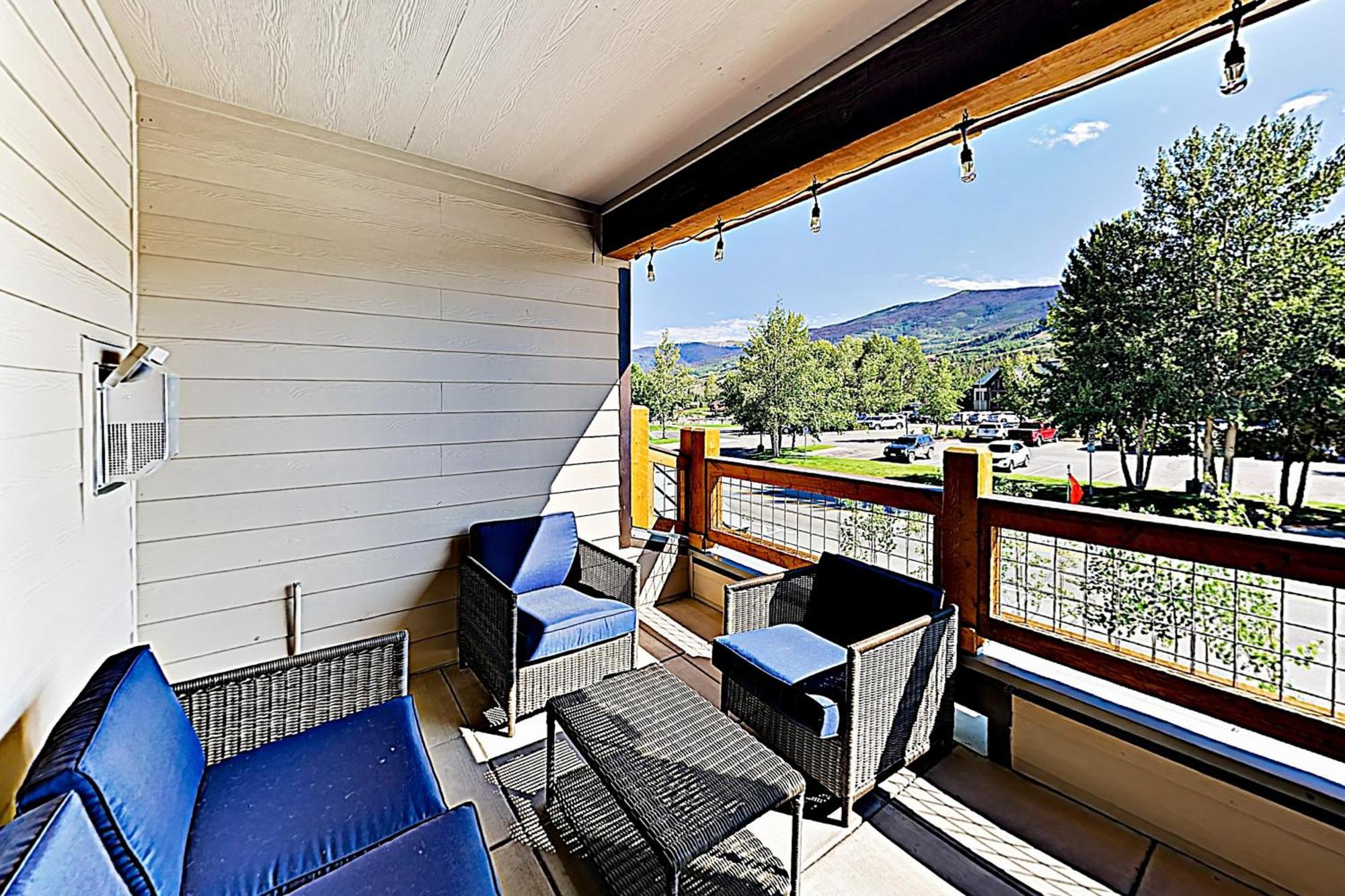 Riverfront Retreat & River'S Edge Townhome Silverthorne Room photo